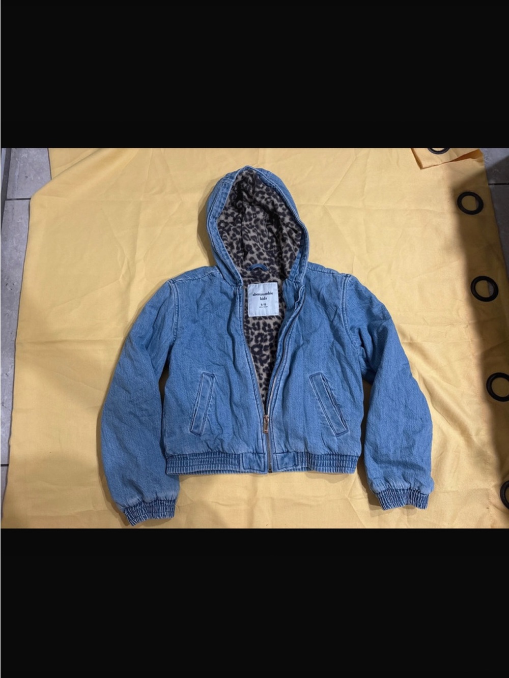 Abercrombie Kids Light Blue Hooded Jacket with Leopard Faux-Fur Lining size 9/10
